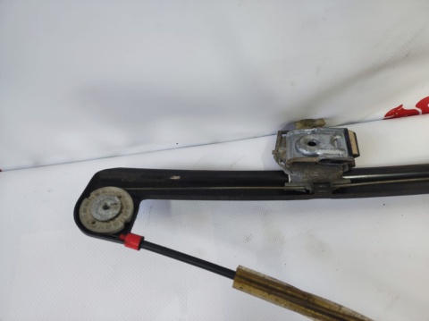 Mechanizm szyby kierowcy lewy przód E39 polift Mechanizm szyby kierowcy lewy przód E39 polift