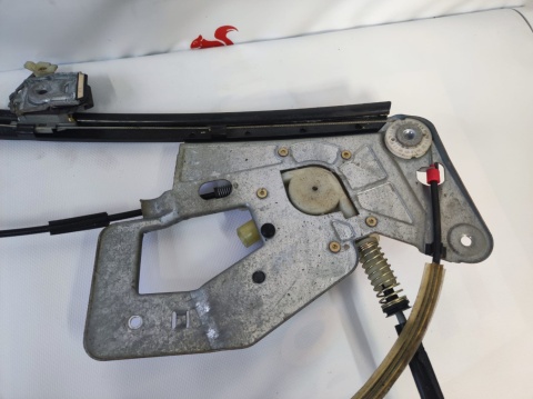 Mechanizm szyby kierowcy lewy przód E39 polift Mechanizm szyby kierowcy lewy przód E39 polift